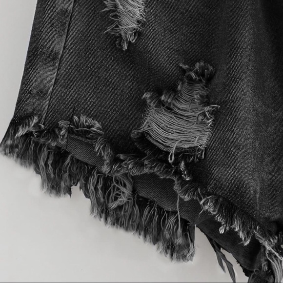 black distressed denim shorts rip high waisted - Picture 4 of 4